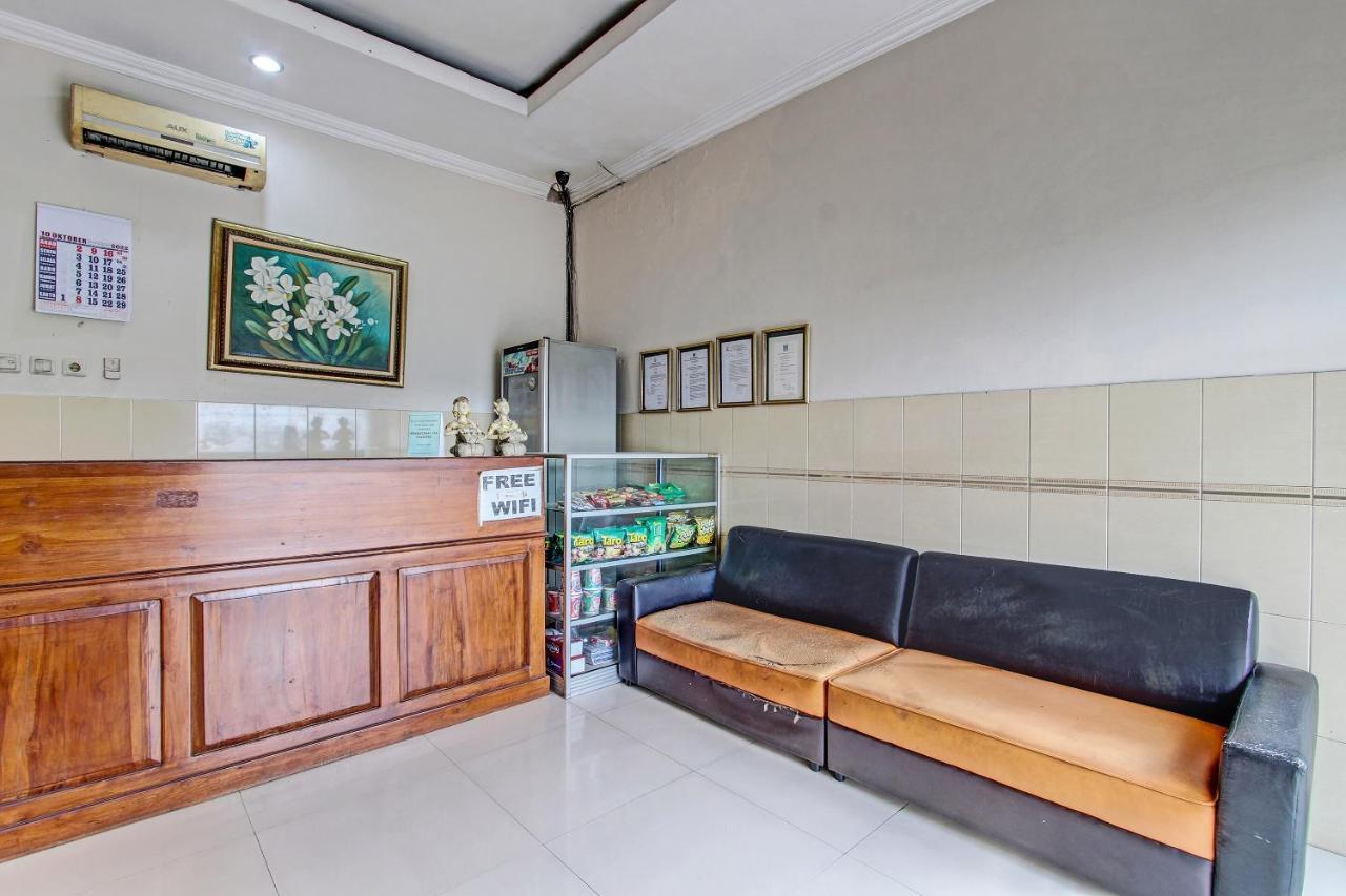 Oyo 91785 Hotel Srikandi Kalasan Tanjungtirto Exterior photo